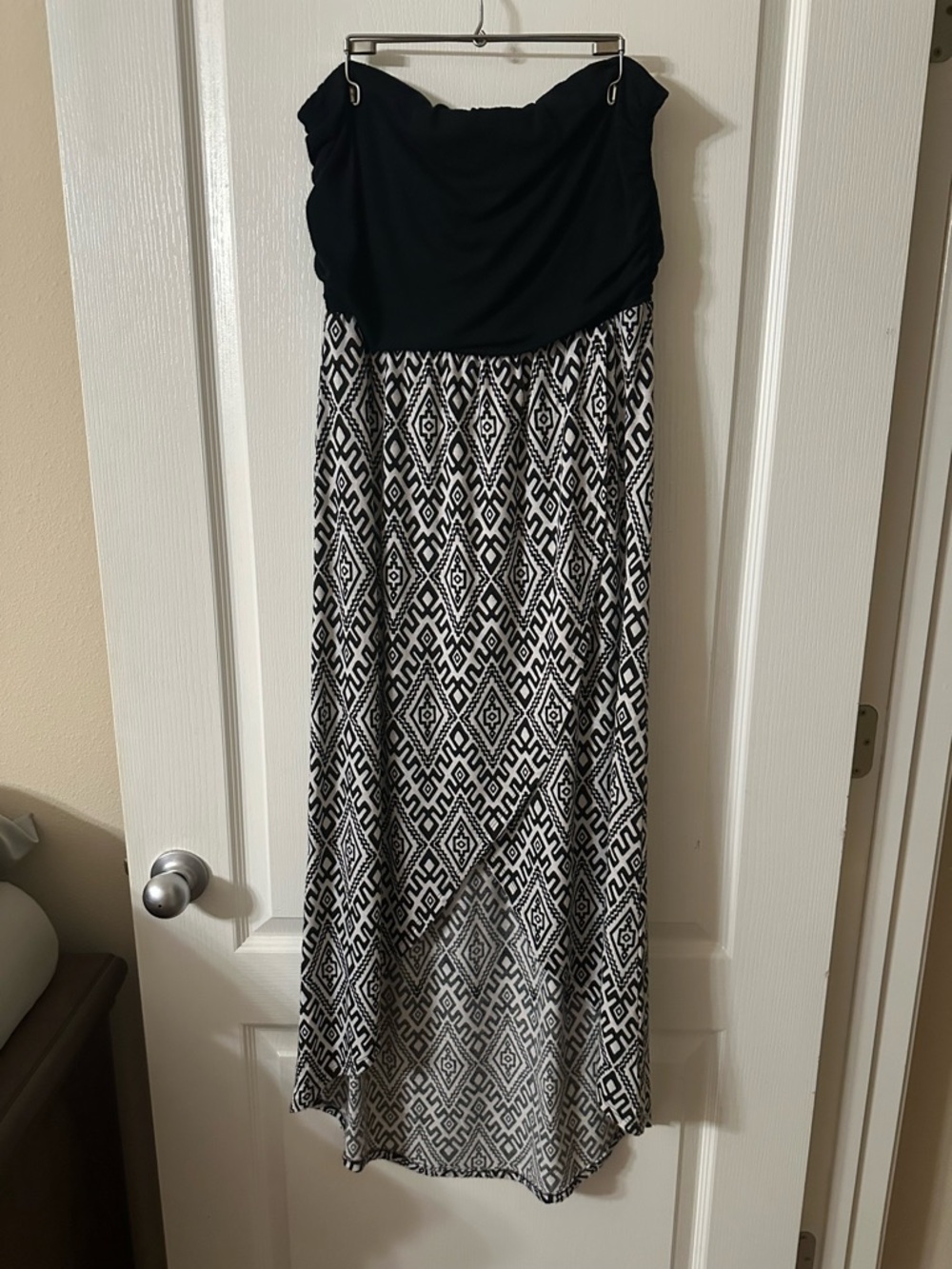 Black & White Geometric Maxi Dress